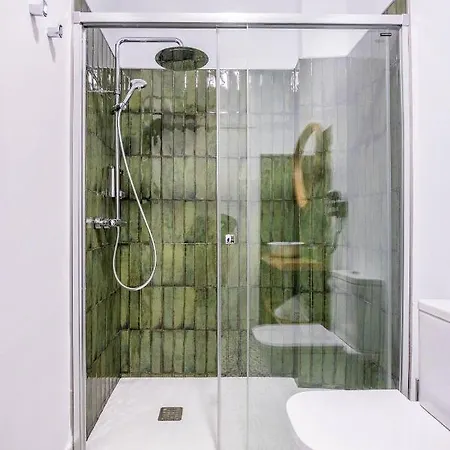 Behouse Macarena 公寓